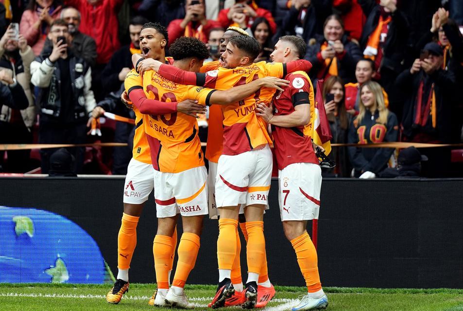 Galatasaray, Trabzonspor'u konuk edecek