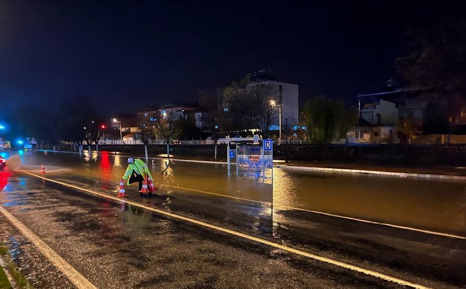 Aydın'da sürücüler zor anlar yaşadı