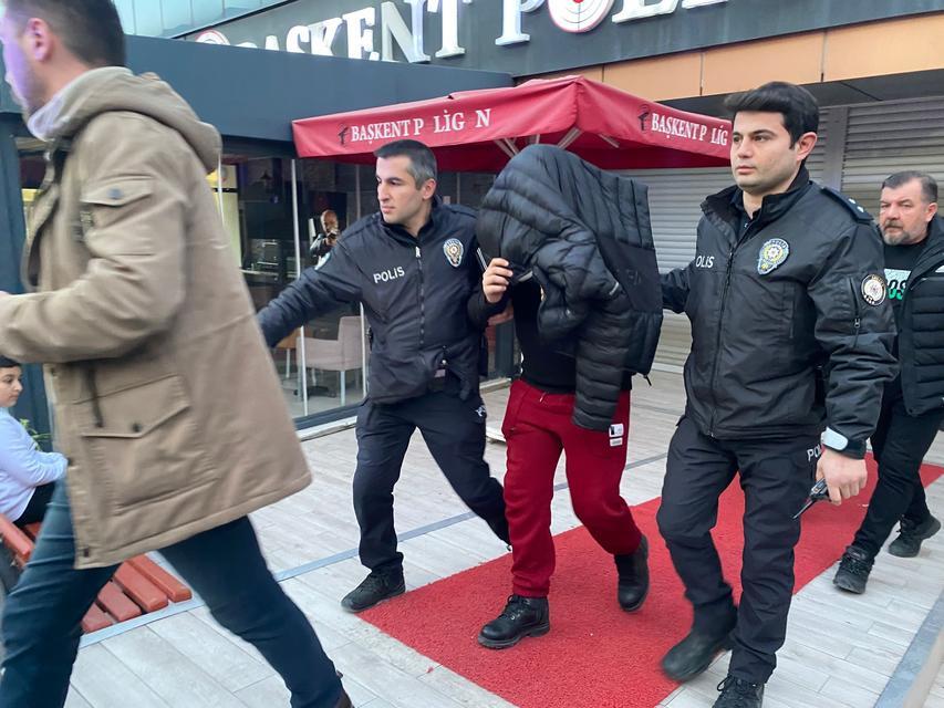 Poligonda canına kıymak istedi, polisler ikna etti