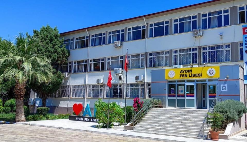 AYDIN FEN LİSESİ, 6 PROJESİYLE ZİRVEDE YER ALDI