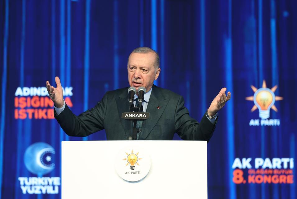 Cumhurbaşkanı Erdoğan, AK Parti 8'inci Olağan Büyük Kongresi'nde konuştu