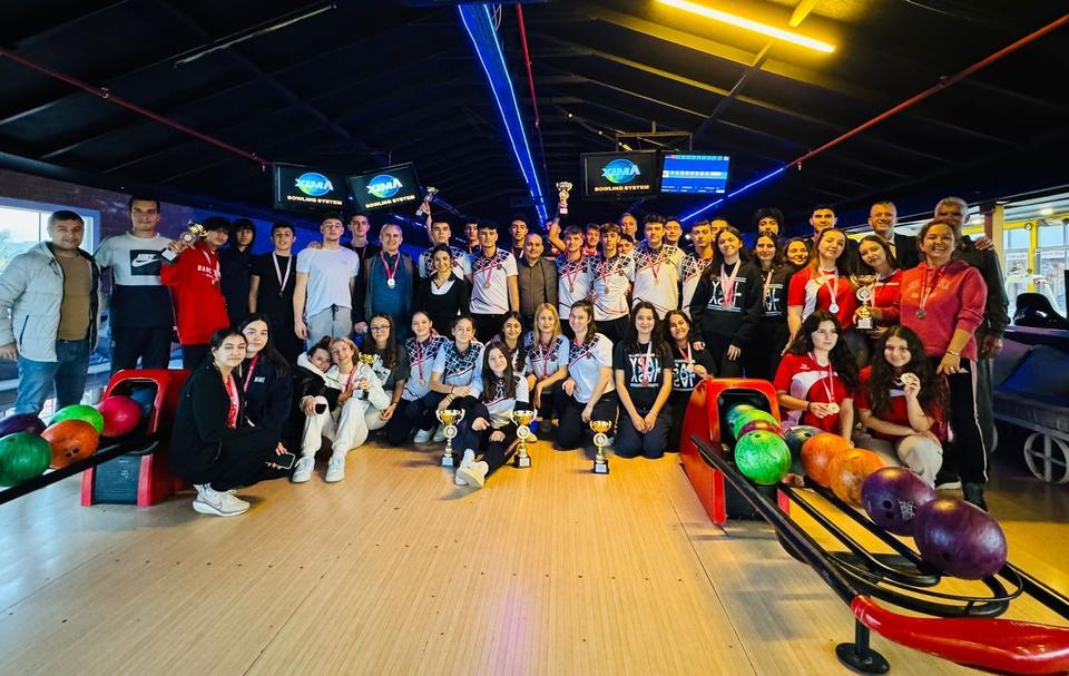 Aydın’da Gençler Bowling İl Birinciliği heyecanı sona erdi