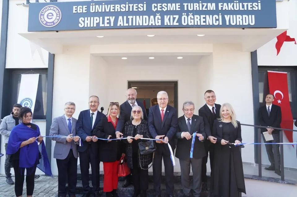 Genel Müdür Erkılınç İzmir’de yurt açılışına katıldı