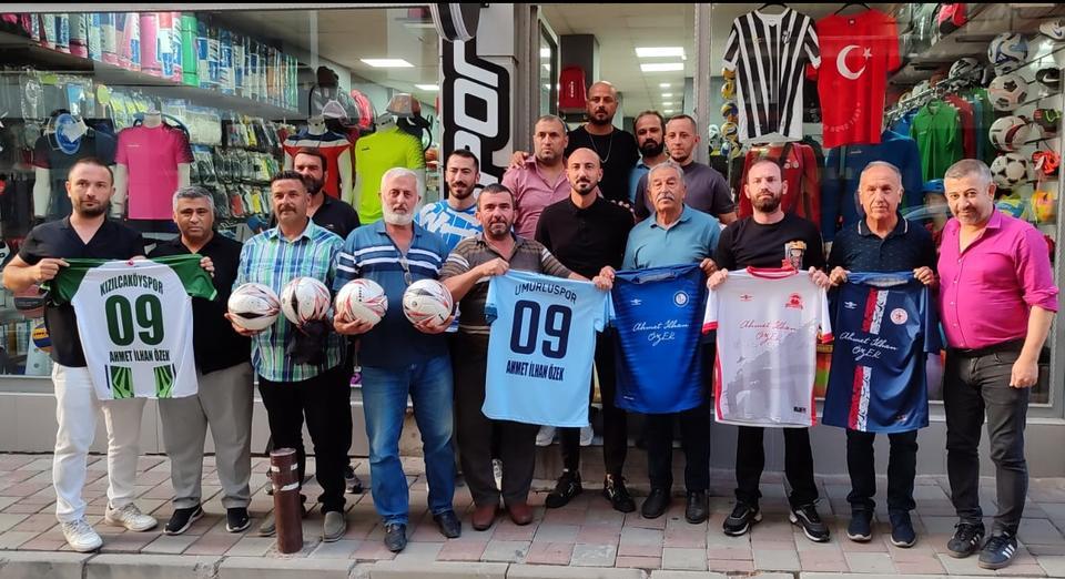 Aydınlı futbolcudan amatör kulüplere destek