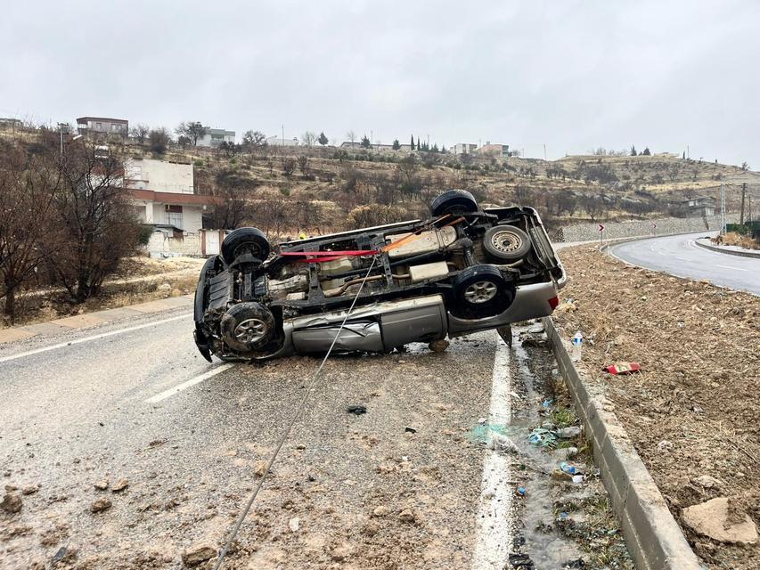 Kamyonet takla attı: 1 yaralı