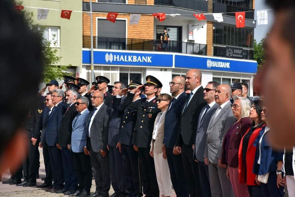 GERMENCİK'TE 19 MAYIS TÖRENLE KUTLANDI