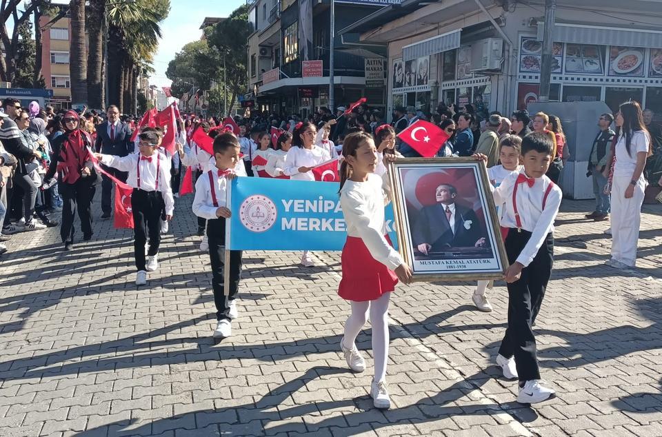 Yenipazar’da Cumhuriyet Bayramı Coşkusu