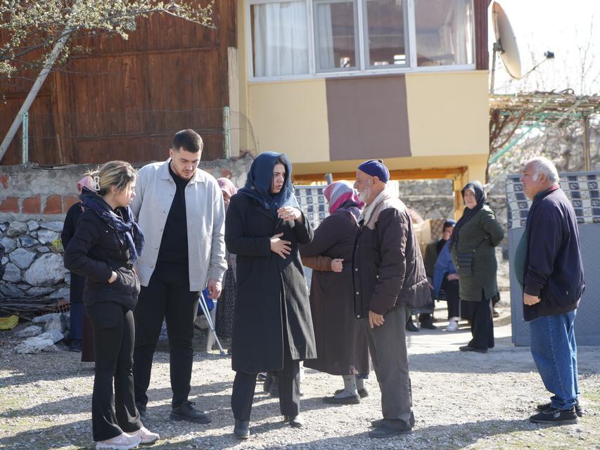 Eşi teravih namazındayken altınları için canice öldürüldü