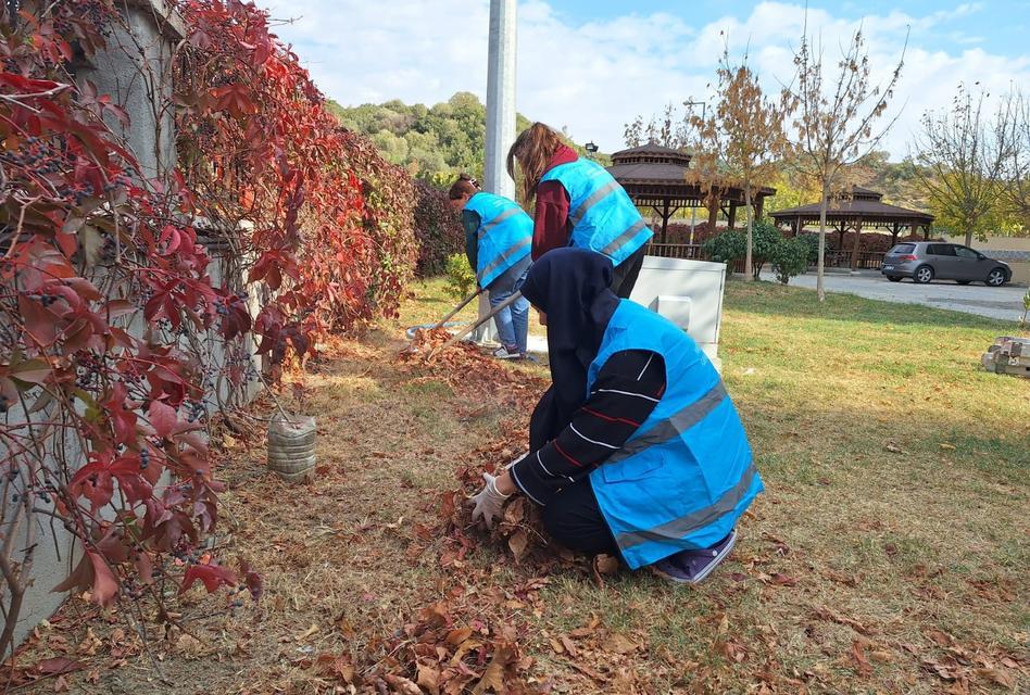 Öğrenciler kaldıkları yeri güzelleştiriyor