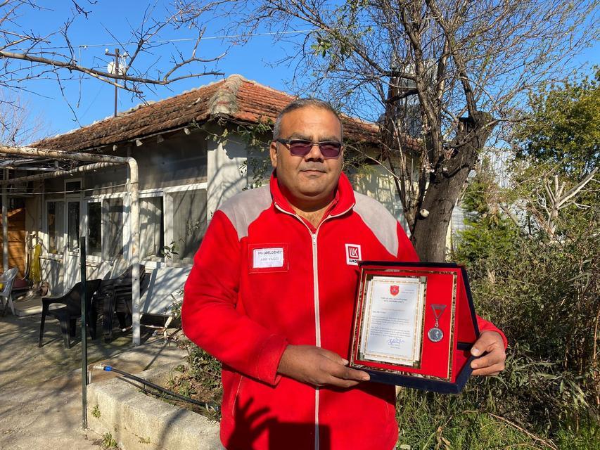 Evlenmek için biriktirdiği parayı TSK'ya bağışladı