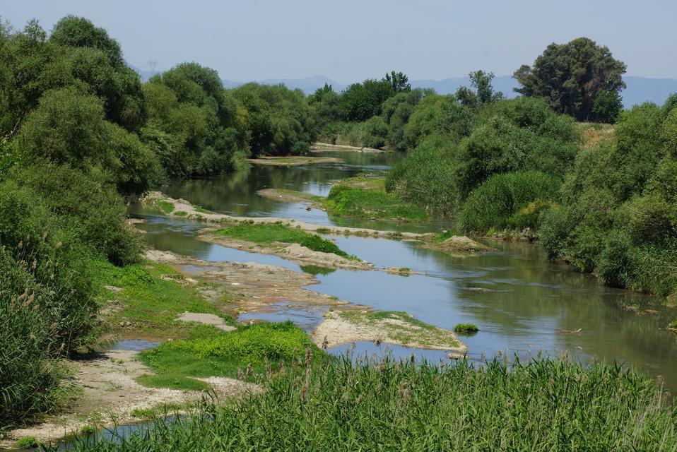 BATI ANADOLU'NUN EN BÜYÜK NEHRİ SUYA HASRET KALDI BÜYÜK MENDERES, KURAKLIKTAN NASİBİNİ ALDI