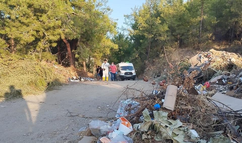 Babasının cesedini bidona koyup çöplüğe atmış