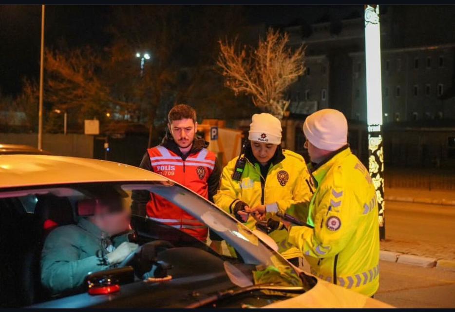 ISPARTA'DA 11 SÜRÜCÜYE PARA CEZASI