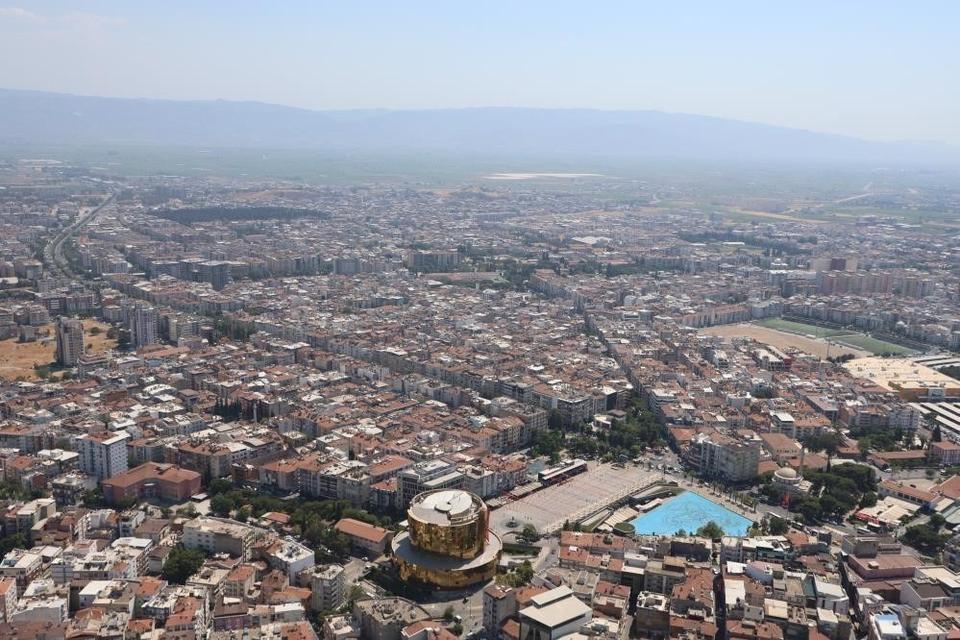 Aydın’da ikamet izinli yabancı sayısı 2 yılda yüzde 2 arttı