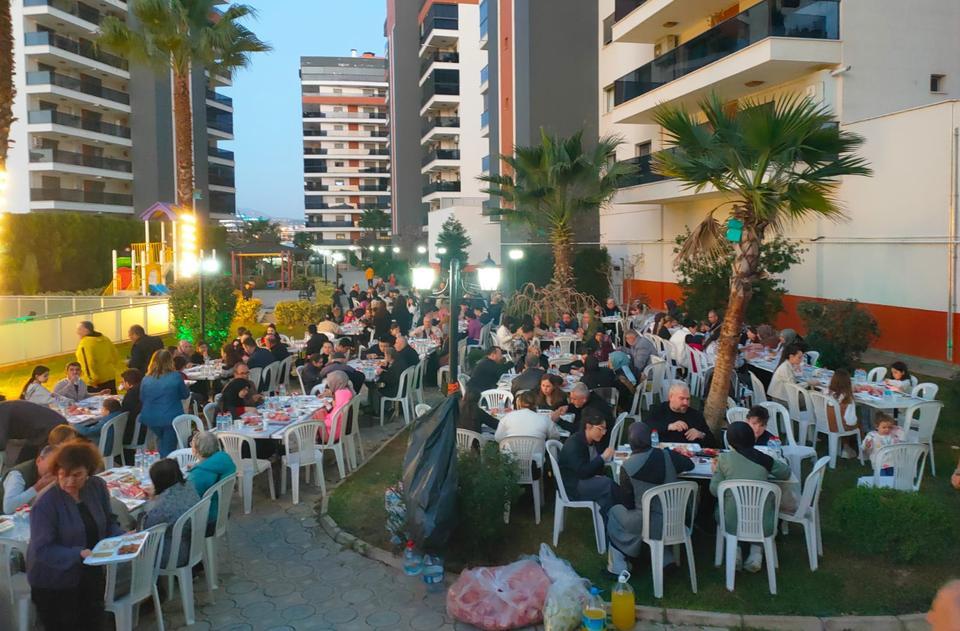 Şehri Turkuaz Rezidans'ta birlik ve beraberlik iftarı