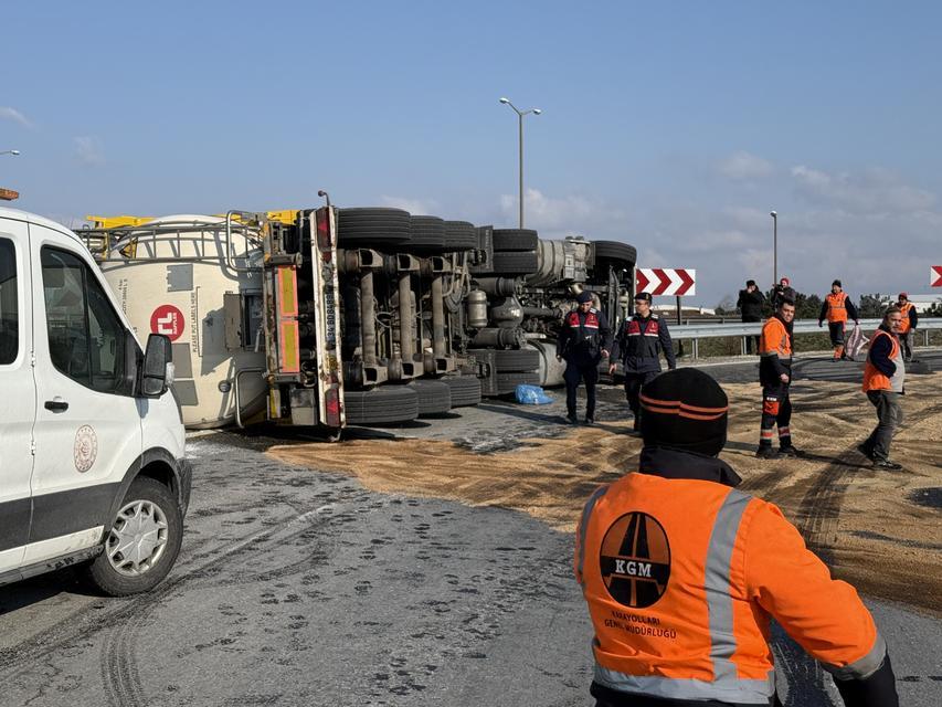 Tanker devrildi: 1 yaralı