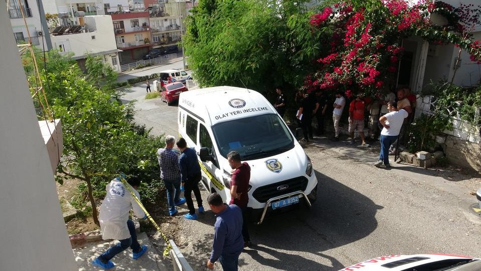 İNŞAAT BOYACISI BEKAR EVİNDE ÖLÜ BULUNDU