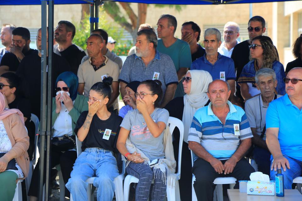 TRAFİK KAZASINDA HAYATINI KAYBEDEN POLİS MEMURUNA GÖZÜ YAŞLI VEDA SON YOLCULUĞUNA MESAİ ARKADAŞLARININ OMUZLARINDA UĞURLANDI