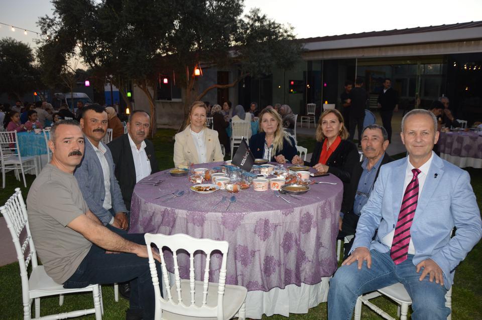 Yalçınpen Ailesi’nden geleneksel iftar buluşması