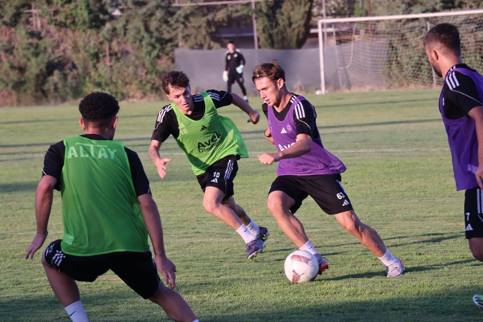 ALTAY, GENÇ OYUNCULARLA ÇALIŞMALARA BAŞLADI