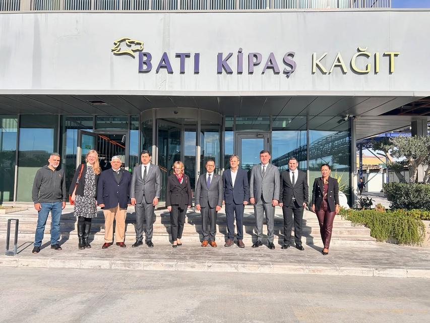 Letonya Büyükelçisi Batı Kipaş’ı ziyaret etti