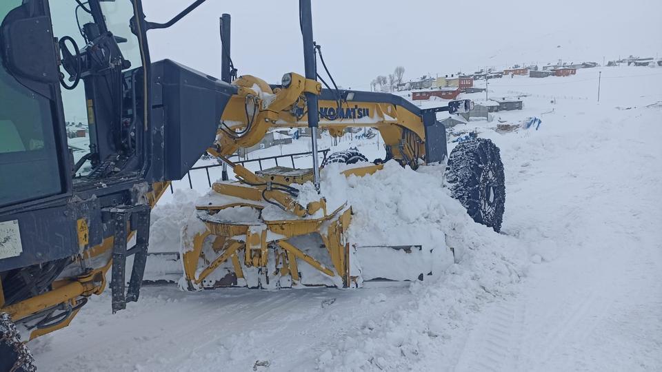 IĞDIR'DA 75 KÖY YOLU ULAŞIMA KAPANDI