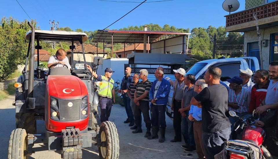 Aydın’da traktör kazalarını önlemek amacıyla eğitim verildi