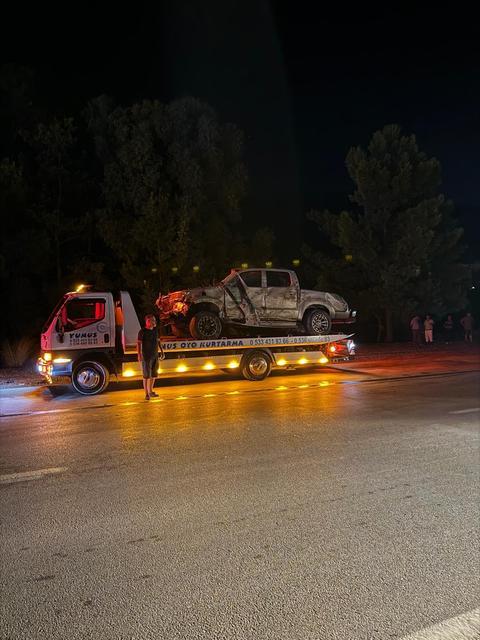 FETHİYE'DE ZİNCİRLEME TRAFİK KAZASI: 1 ÖLÜ, 11 YARALI