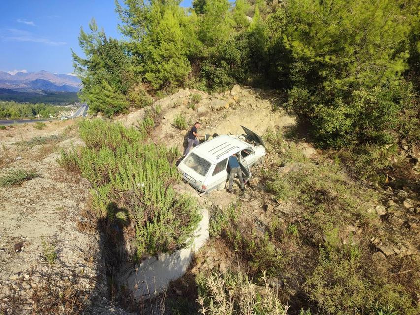 OTOMOBİL ŞARAMPOLE YUVARLANDI, SÜRÜCÜ YAŞAMINI YİTİRDİ