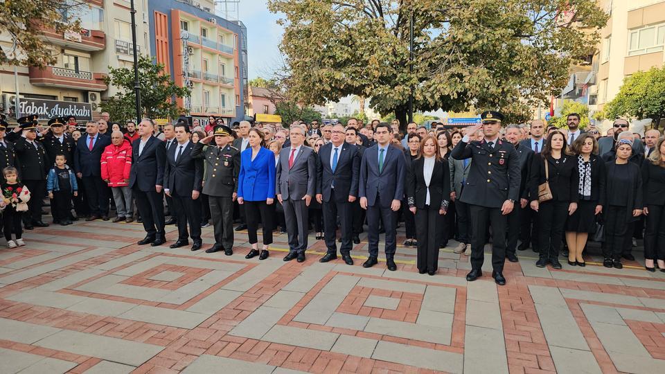 ATATÜRK, EBEDİYETE İNTİHALİNİN 86. YILINDA NAZİLLİ'DE ANILDI