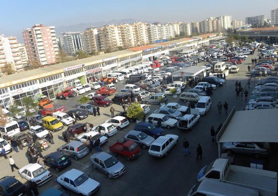 BAŞKAN ÖZMERİÇ'TEN OTO ALIM SATIM İŞİ YAPAN ESNAFA UYARI "LİSE MEZUNU OLMAYAN VEYA BELGESİ BULUNMAYANLAR MART AYINA KADAR BELGELERİNİ TAMAMLASIN"