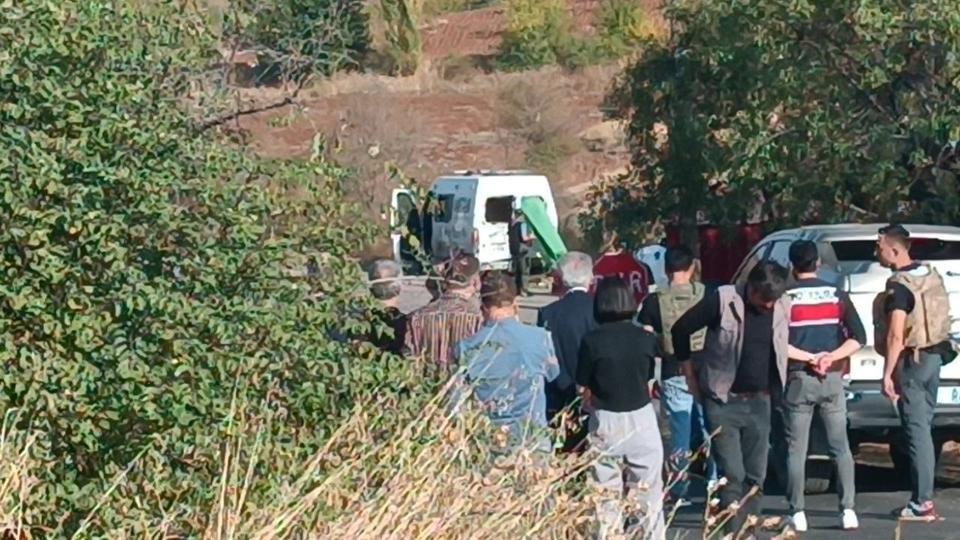 CENAZE ARACINI CENAZEYLE BİRLİKTE KAÇIRAN ŞAHIS TUTUKLANDI ASIL GERÇEK SORGUDA ORTAYA ÇIKTI