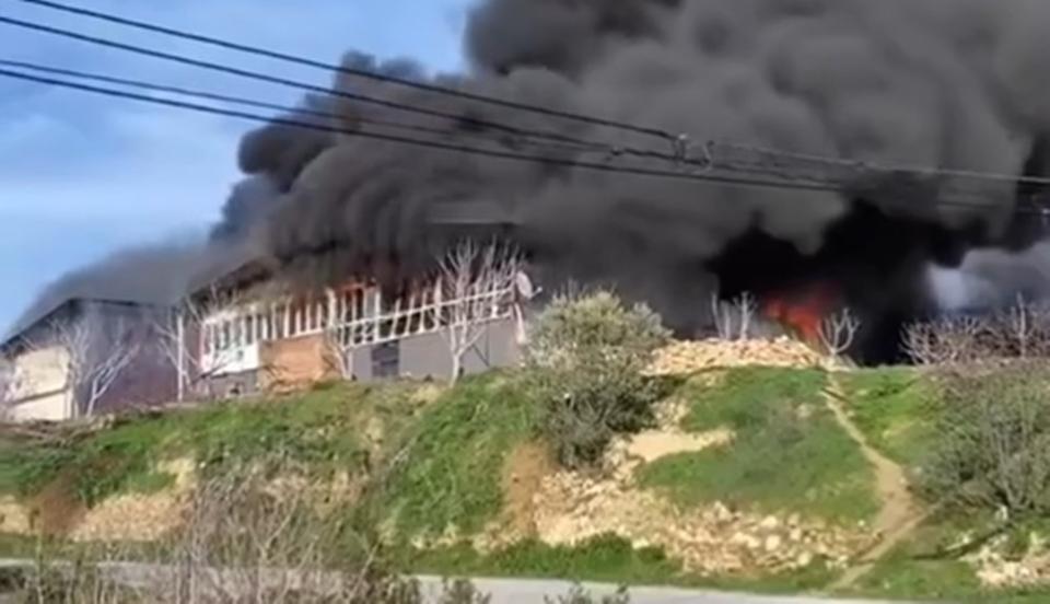 BOZDOĞAN'DA İŞ YERİ YANGINI