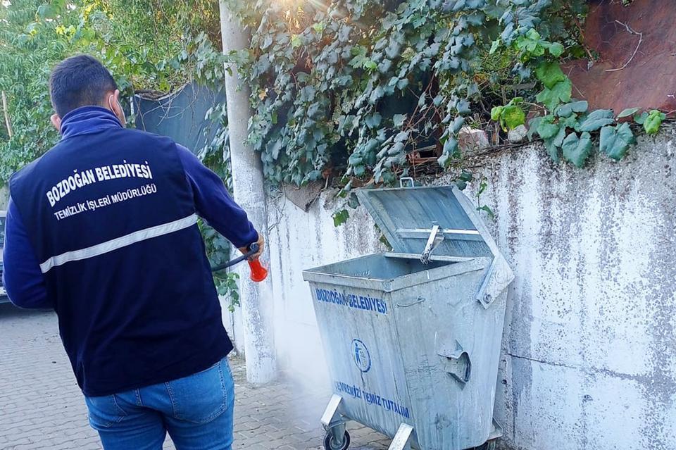 Bozdoğan Belediyesi temizlik çalışmalarını sürdürüyor