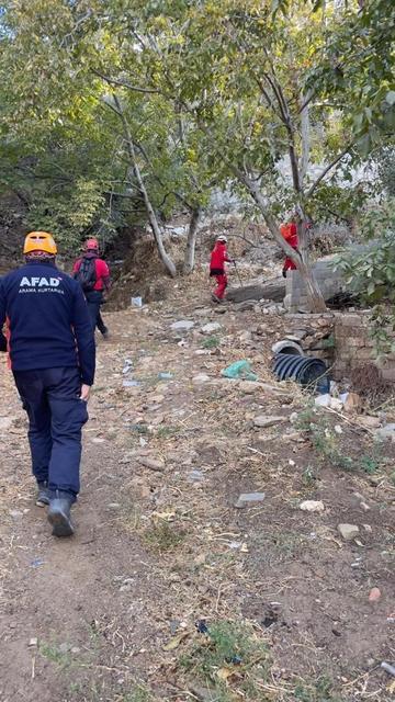 KAYIP ALZHEİMER HASTASI YAŞLI KADININ CANSIZ BEDENİNE ULAŞILDI