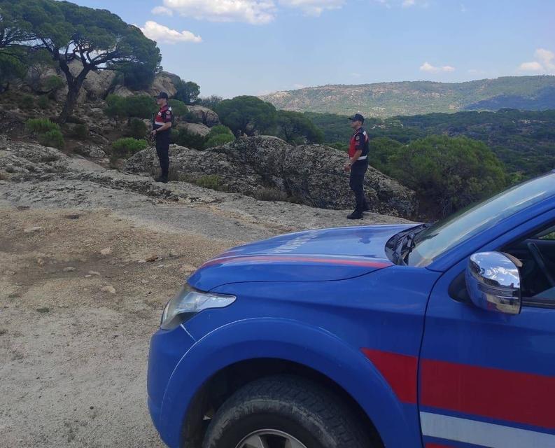 BOZDOĞAN'DAKİ CİNAYETİN ŞÜPHELİSİ HER YERDE ARANIYOR