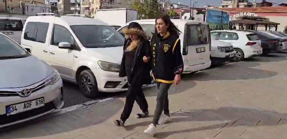 Hırsız 3 kadından 1'i yakalanıp tutuklandı