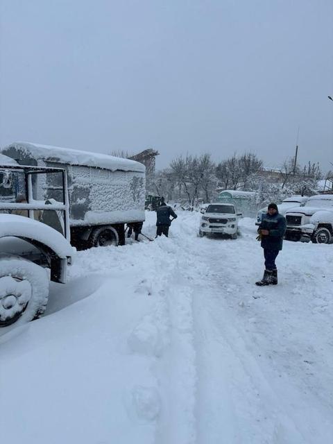 UKRAYNA'DA KAR FIRTINASI: 10 ÖLÜ, 23 YARALI