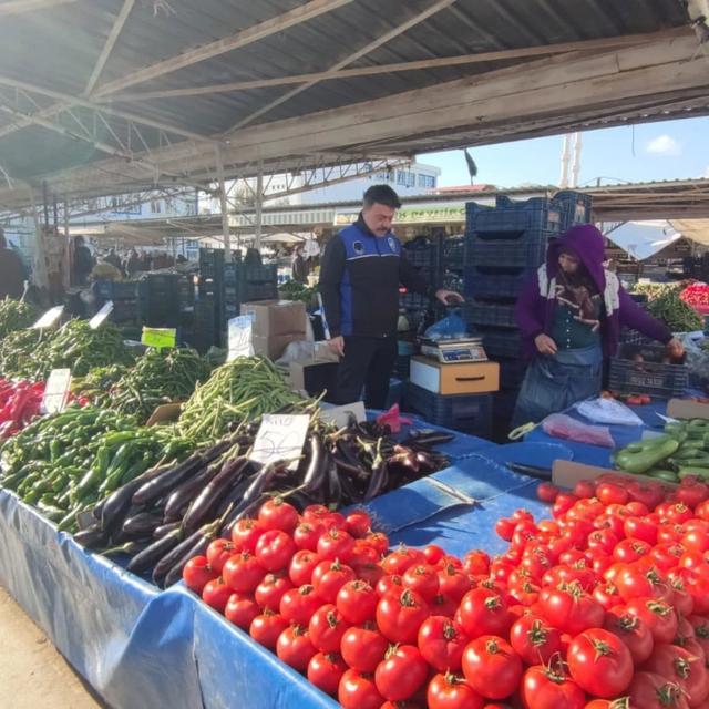 Didim’de zabıta ekipleri denetimlerine devam ediyor