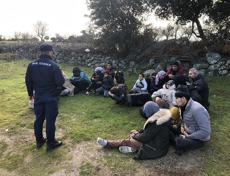 Çanakkale'de 22 kaçak göçmen yakalandı