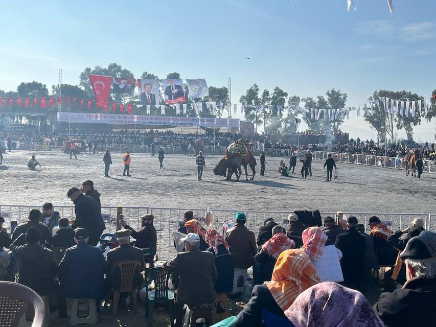 PEHLİVAN DEVELER YILIN İLK GÜREŞİNDE İNCİRLİOVA'DA KOZLARINI PAYLAŞTI