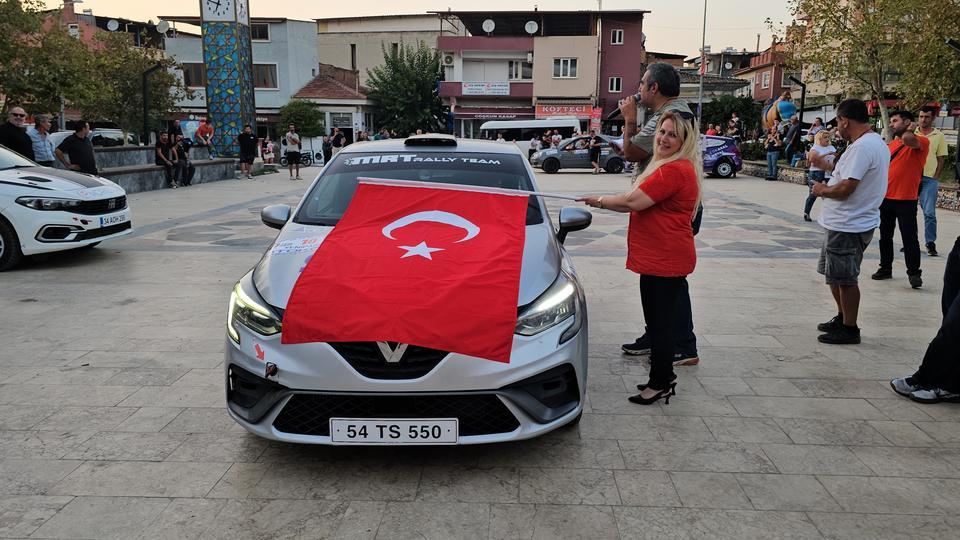 Sakin şehir Yenipazar 'Otokros' ile hareketlendi