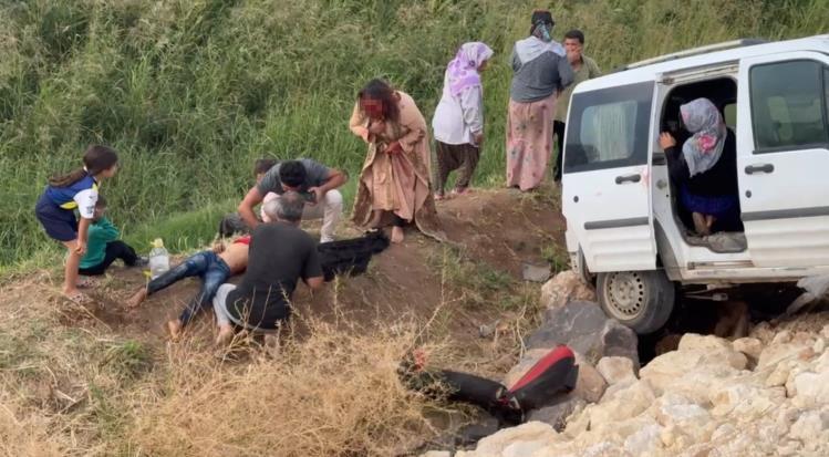 ŞANLIURFA'DA DÜĞÜN YOLUNDA KAZA: 1 ÖLÜ, 6 YARALI