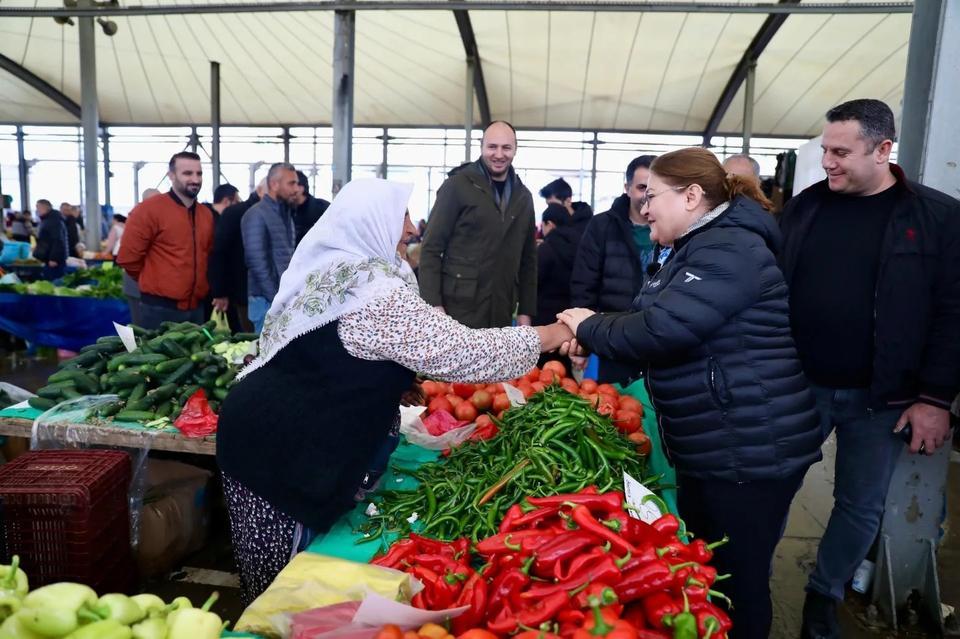 Başkan Gençay, vatandaşlarla buluştu