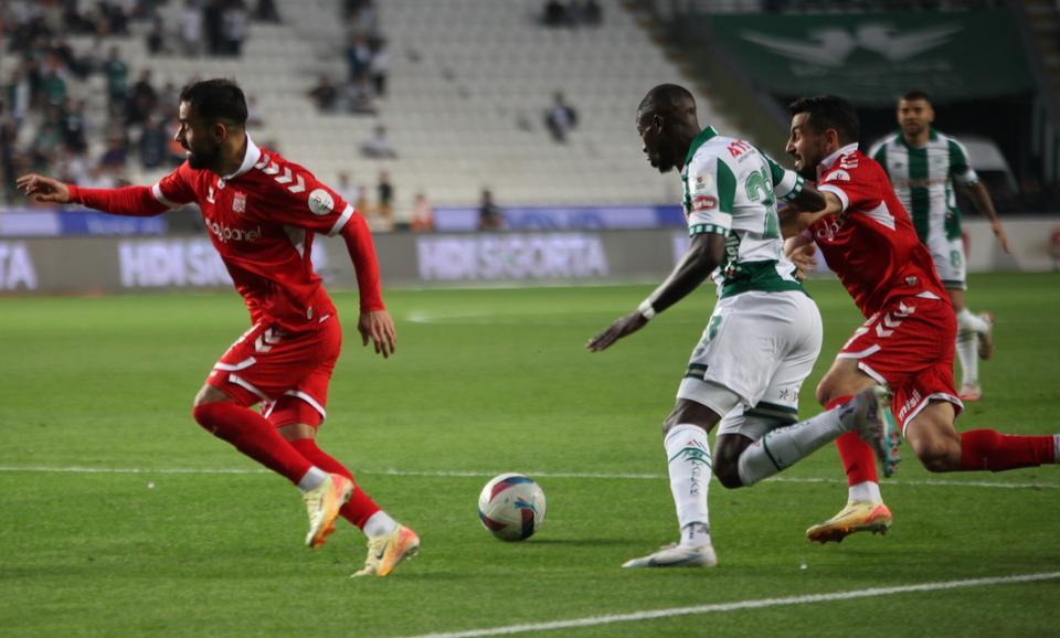 TRENDYOL SÜPER LİG: KONYASPOR: 0 - SİVASSPOR: 0 (MAÇ SONUCU)