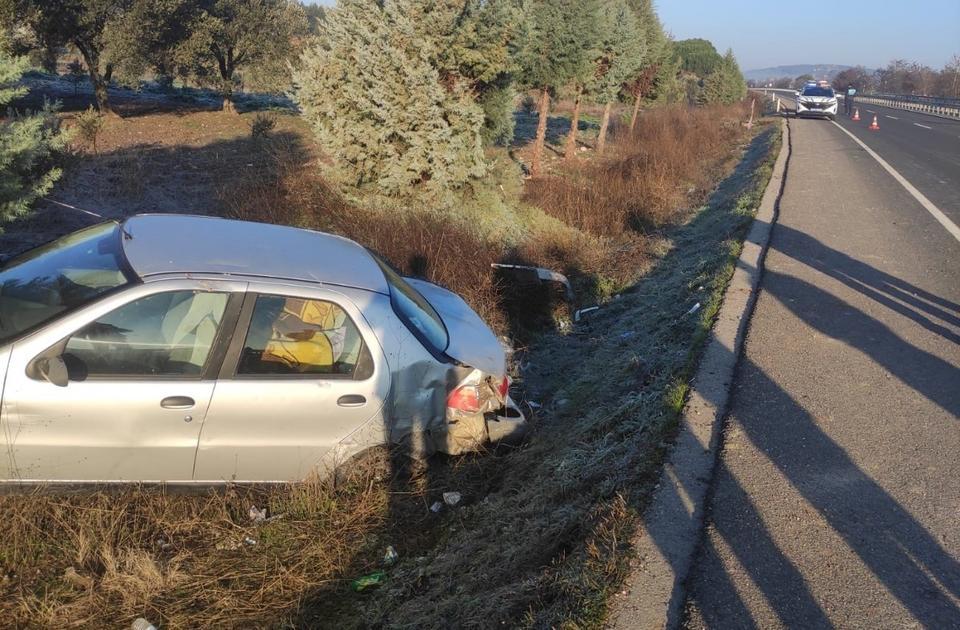 Manisa'da trafik kazası: 1 ölü, 1 yaralı