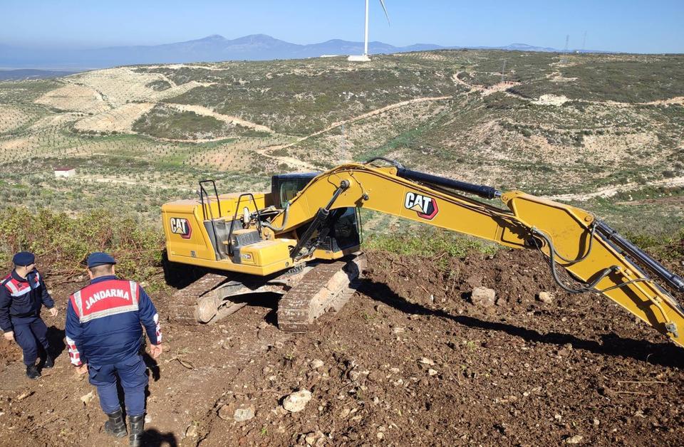 Didim’de hazine arazisindeki kaçak kazılara müdahale