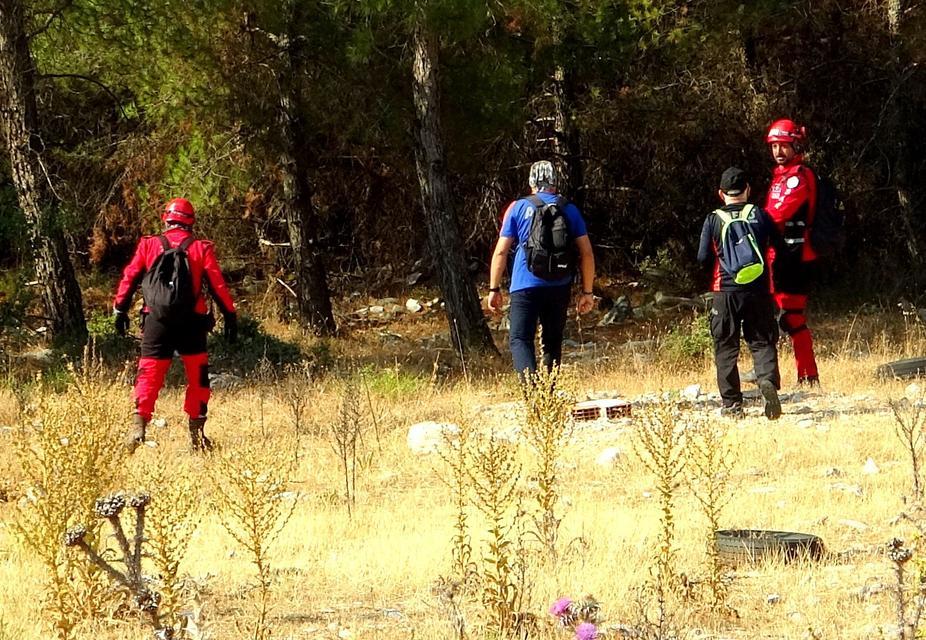 MUĞLA'DA KAYBOLAN ALZHEİMER HASTASI KADINDAN 5 GÜNDÜR HABER ALINAMIYOR