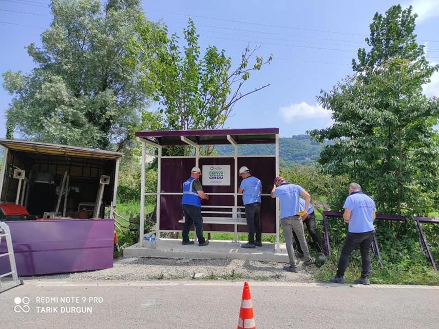 Hükümlüler tarafından bin 500 adet durak üretildi