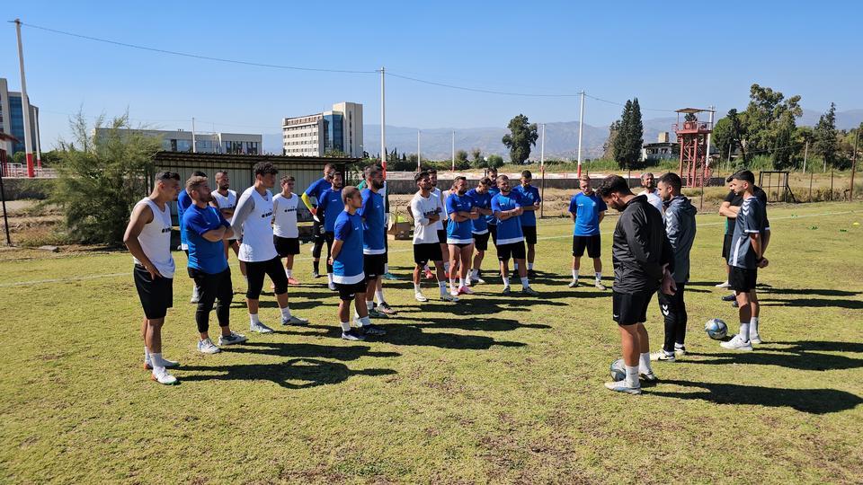 KUYUCAKSPOR'DA BAL HEYECANI BAŞLADI